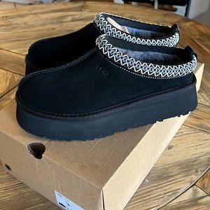 Ugg Tazz Platform Slipper